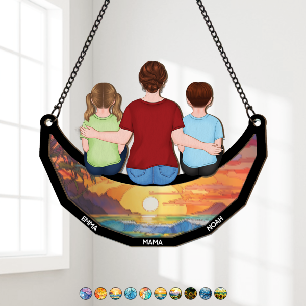Mama & Kinder Mit Dem Rücken Zugewandt - Personalisiertes Geschenk | Sonnenfänger für Mamas Jetzt online